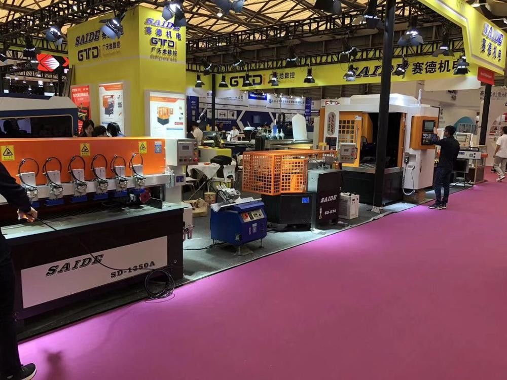 Mały rozmiar Acrylic Edge Polishing Machine 1000mm Acrylic Baffle Desk Partition Sadie Diamond Polish Machine For Plexiglass