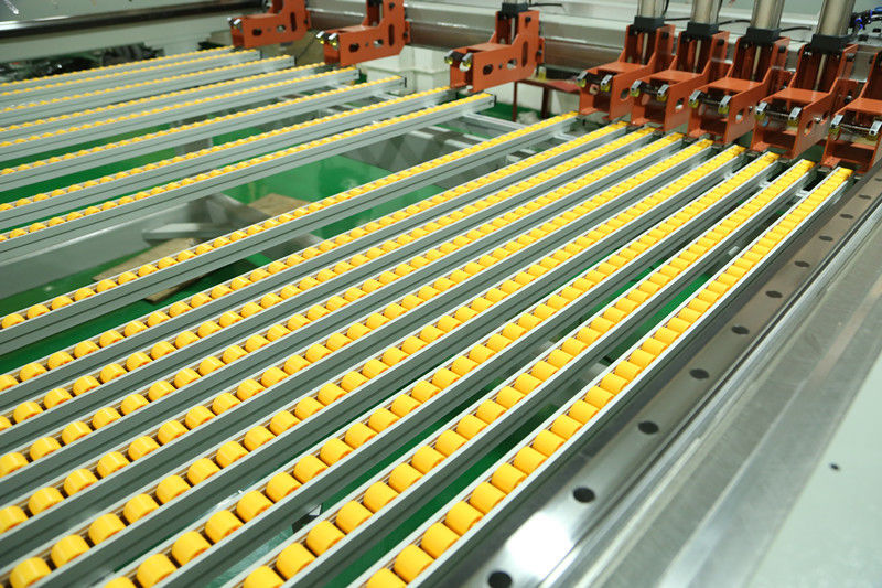 SD-1350 Akrylowa CNC Elektroniczna Piła Panel Akrylowa Tabela Piła Automatyczne Karmienie Akrylowa Elektroniczna Piła Tnąca dla PMMA PS MS
