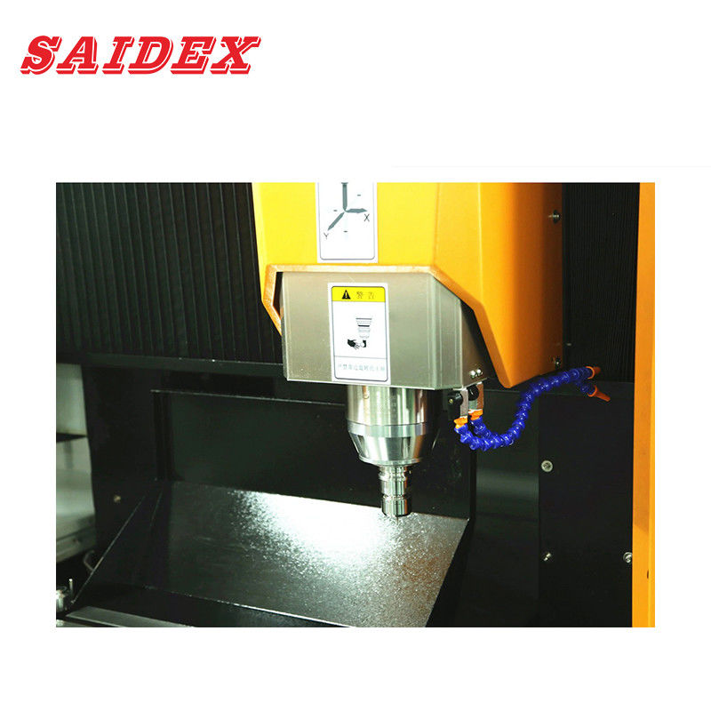 Maszyna CNC akrylowa do rzeźbienia o mocy 8 kW 600x500x280mm wielofunkcyjna nadająca się do obróbki aluminium, akrylu, PS、PC
