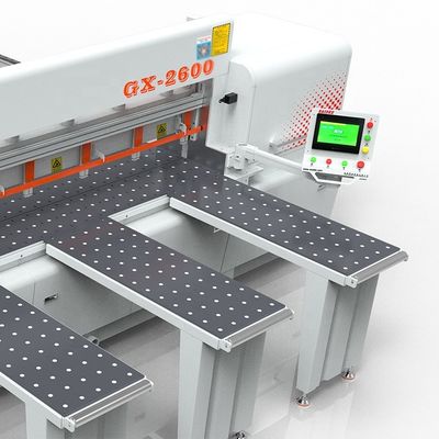 Wieloscenowa maszyna do cięcia pleksiglasu o wysokiej precyzji Praktyczna